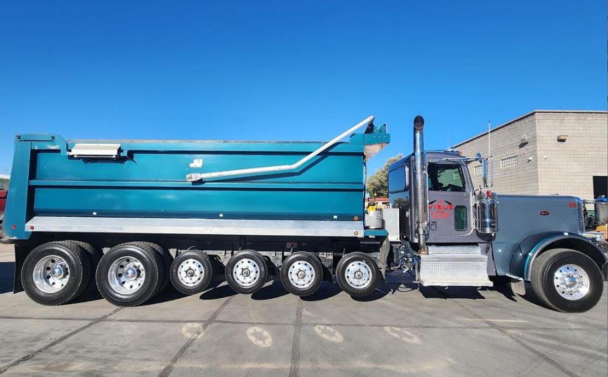 Used 2020 Peterbilt 389