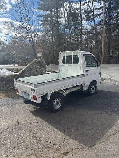 Used 1998 Daihatsu Hijet Mini Truck