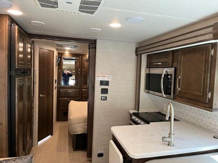 Used 2022 Entegra Esteem 27U