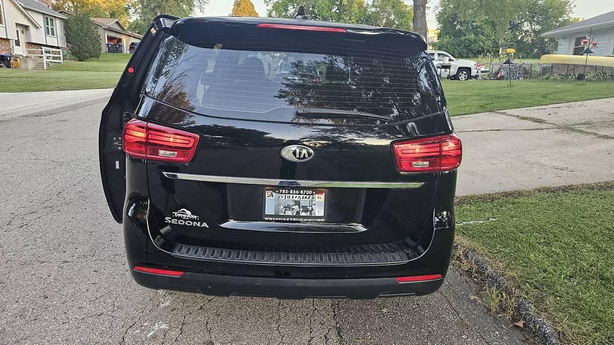 Used 2019 Kia Sedona Minivan