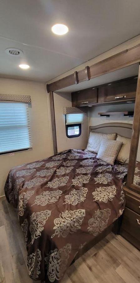 Used 2020 JAYCO MELBOURNE 24L Class C Motorhome