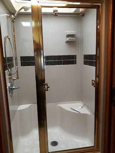 Used 2004 Monaco Executive 40PBT