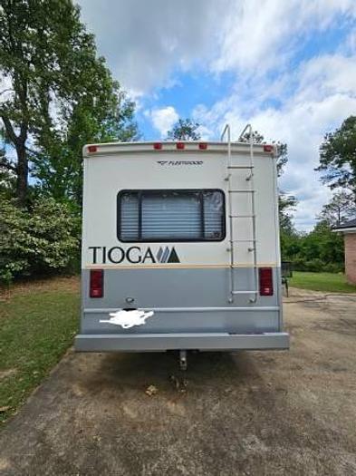 Used 2007 Fleetwood Tioga 31ft Class C Motorhome