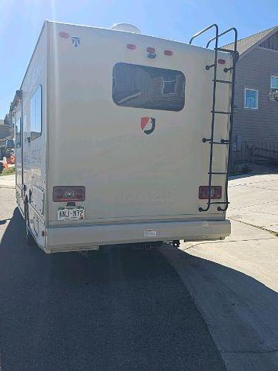 Used 2015 Thor Vegas 25.1