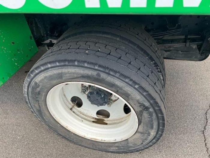 Used 2017 ISUZU NRR Junk Removal Truck