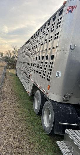 Used 2013 WILSON PSDCL-402 Livestock Trailer