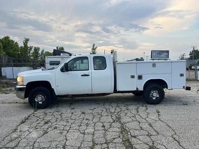 Used 2007 Chevrolet Silverado 2500 Service Truck