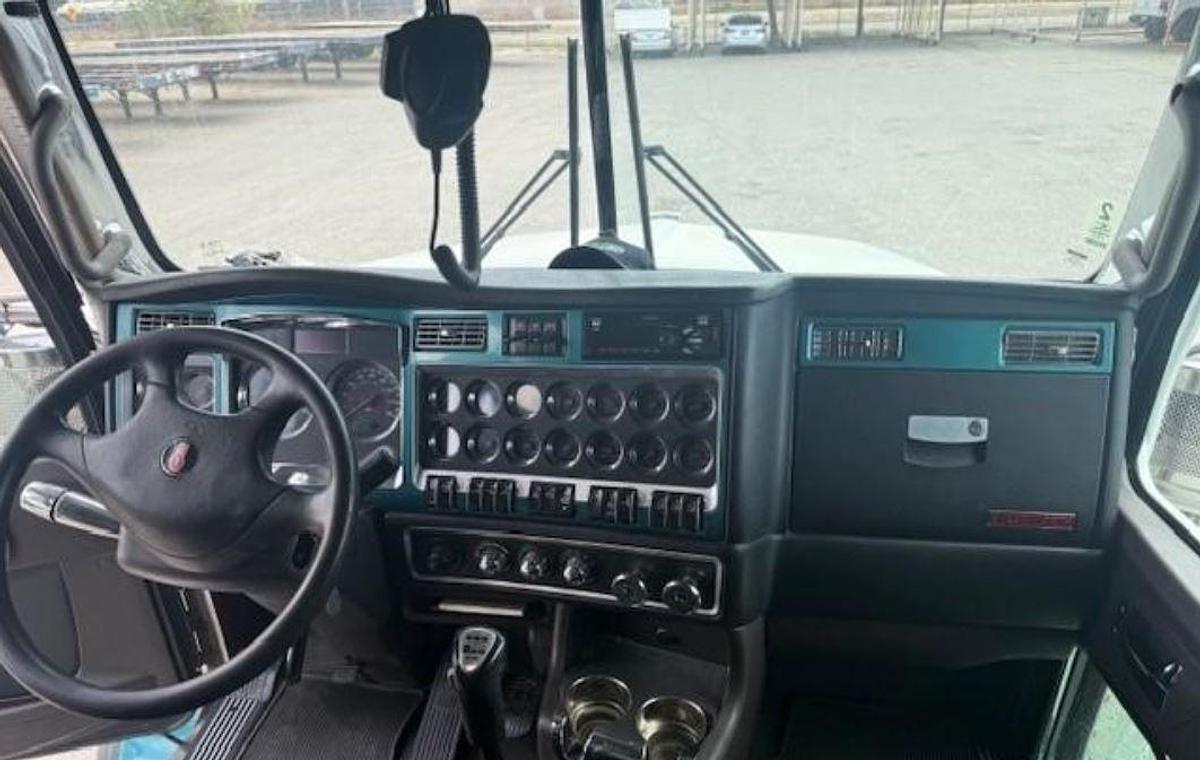 Used 2019 KENWORTH T800