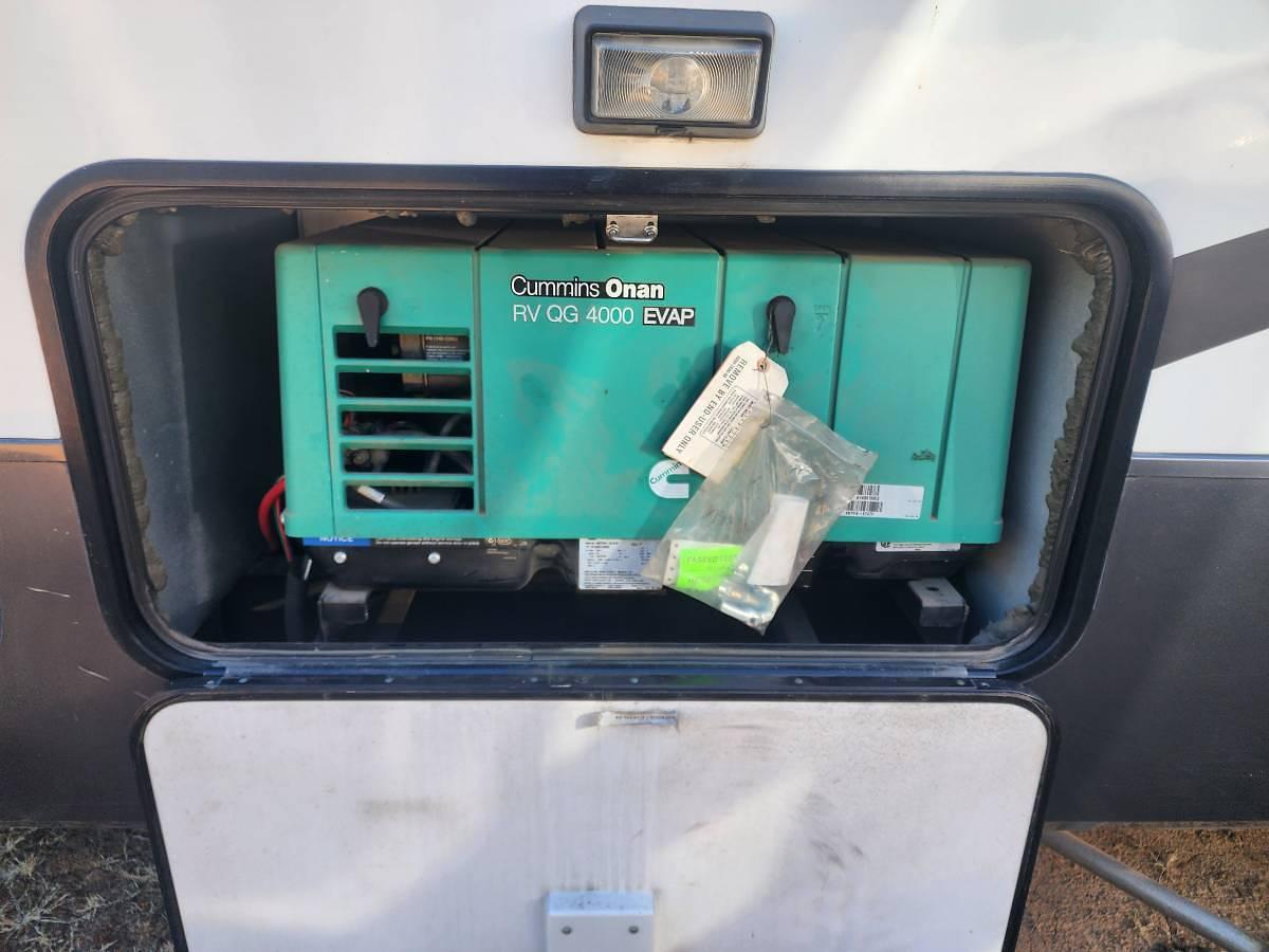 Used 2014 Evergreen Amped M28FS Toyhauler