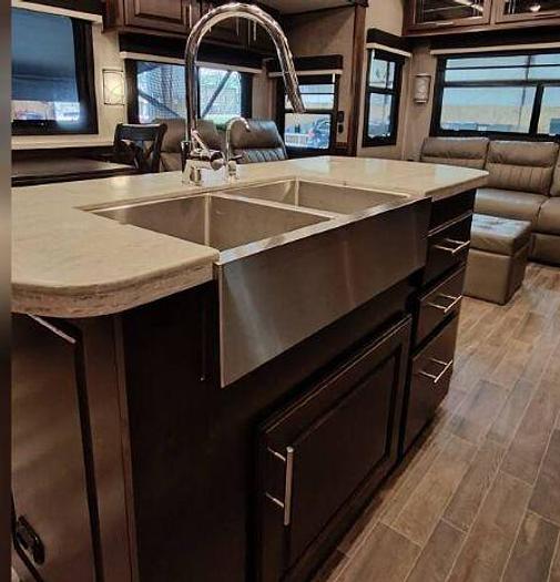 Used 2020 Jayco Pinnacle 36ssws