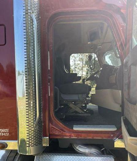 Used 2017 Freightliner CORONADO 122 SD