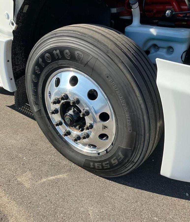 Used 2025 INTERNATIONAL LT Conventional Sleeper Semi