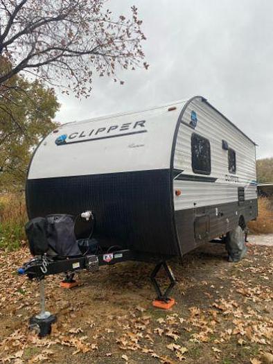 Used 2022 Coachmen Clipper Ultra Lite 182DBU