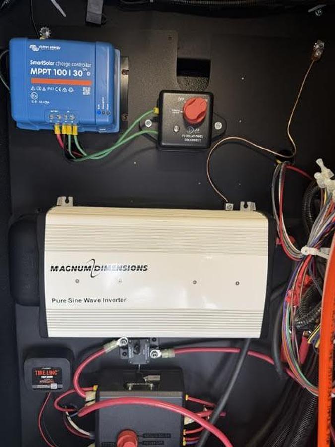 Used 2025 Keystone Montana 3915TB