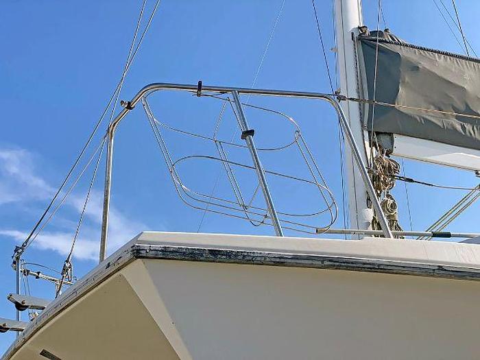 Used 1990 Endeavour Catamaran 30