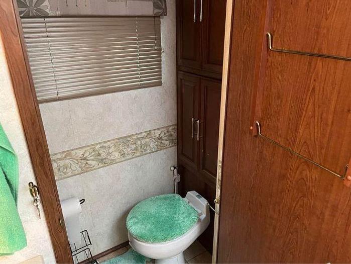 Used 2004 Winnebago Journey