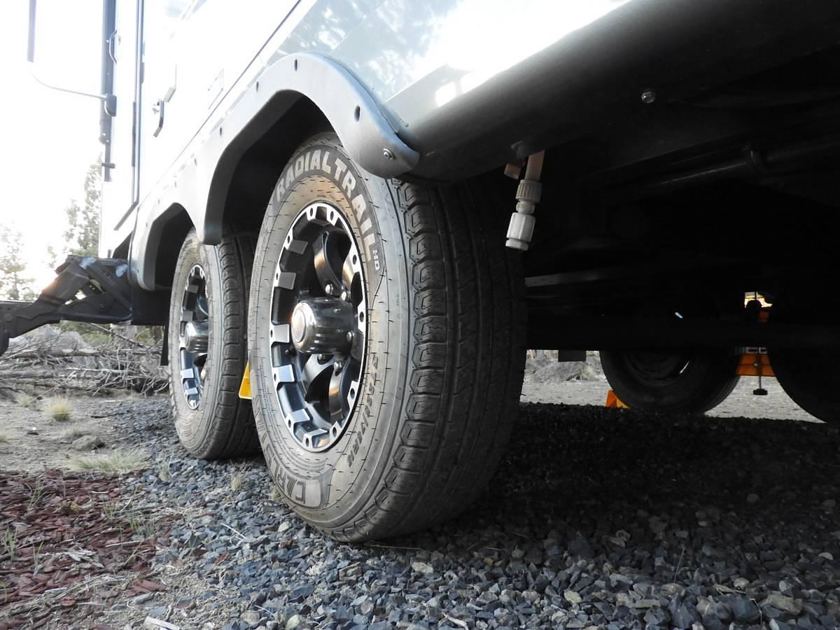 Used 2017 28 ft Northwood Snow River Rugged Lite