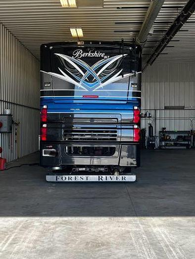 Used 2018 Forest River Berkshire XLT 43C