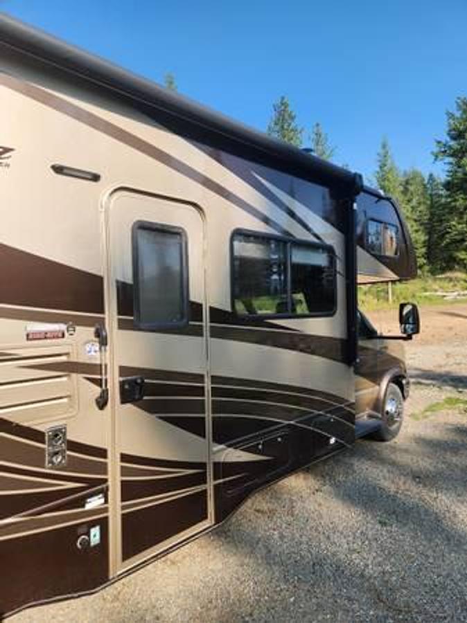 Used 2017 Forest River Sunseeker