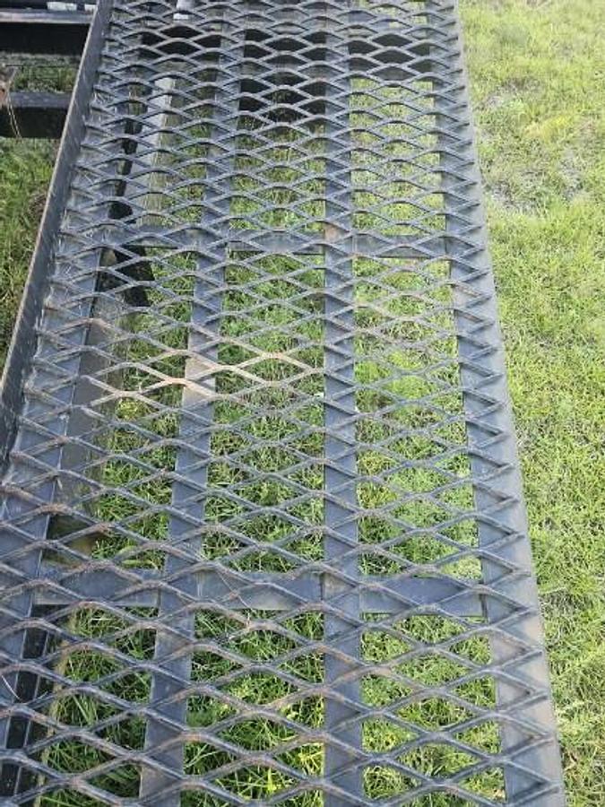 Used 2017 Kaufman 51' 3-Car Wedge Trailer