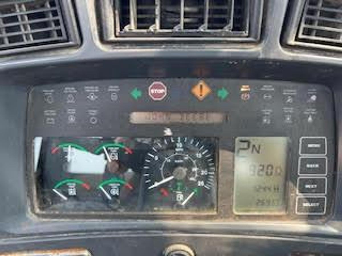 Used 2002 John Deere 644H Wheel Loader