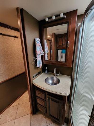 Used 2011 Fleetwood Providence 42P