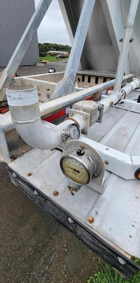 Used 2016 Stevens Neumatic