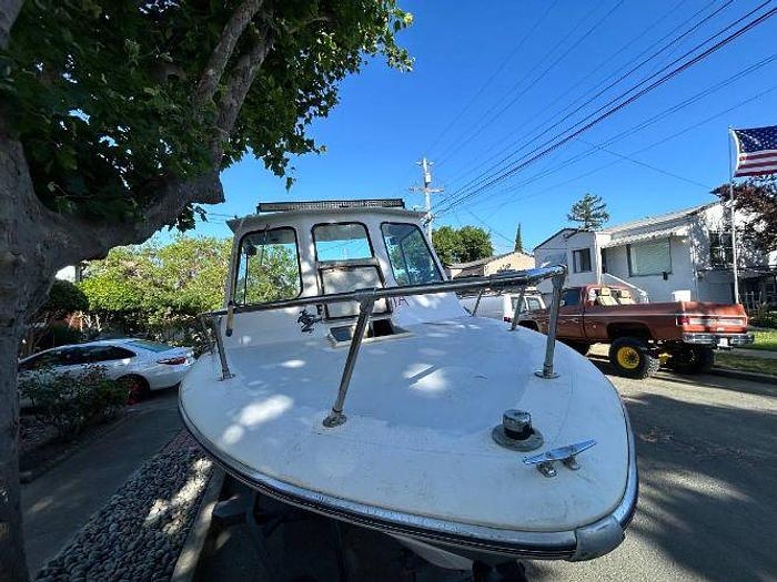 Used 1973 Caravelle Off-Shore Fishing Boat