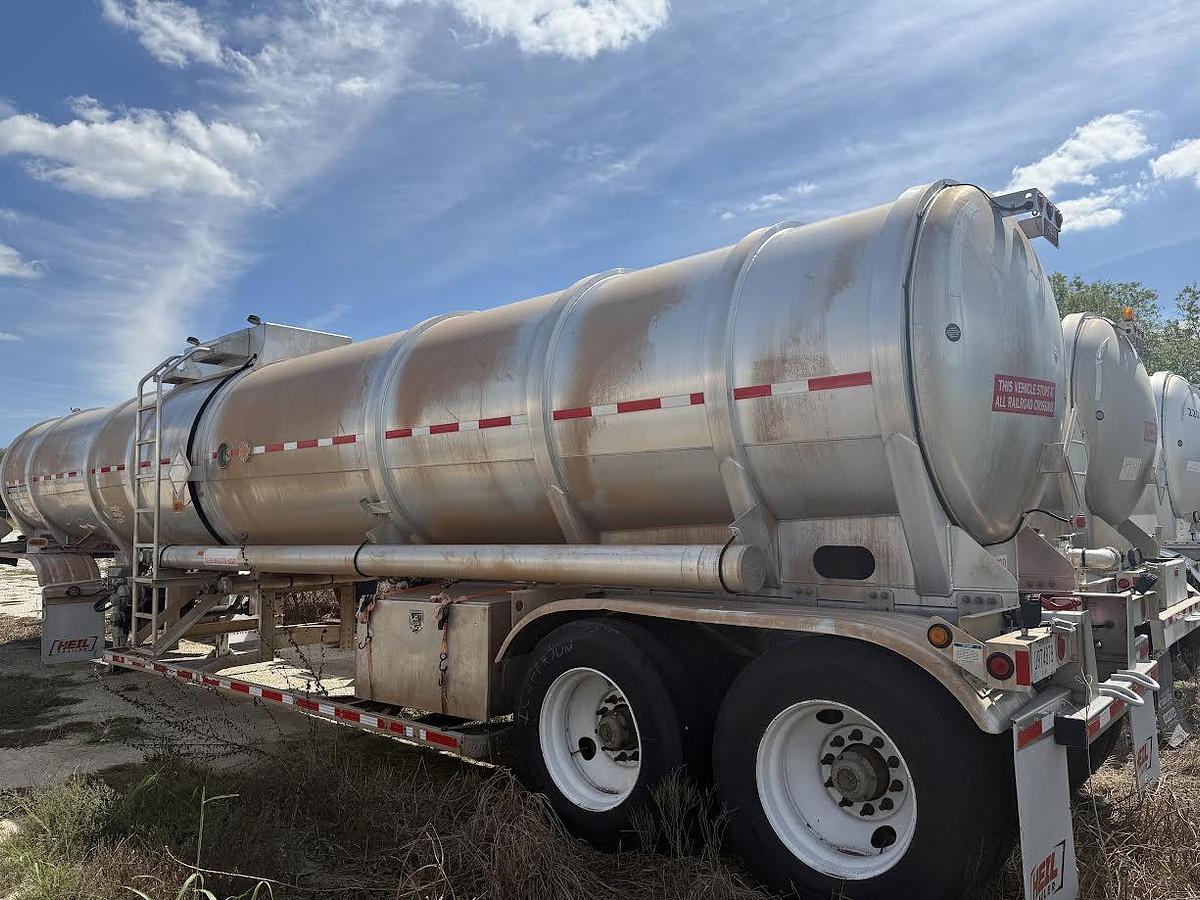 Used 2018 Heil 407 Aluminum Tanker