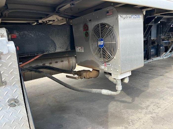 Used 2022 KENWORTH T880