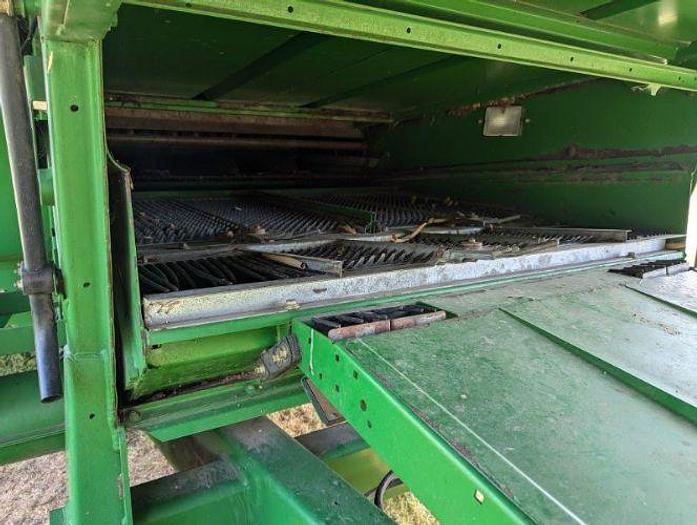 Used 2001 JOHN DEERE 9550