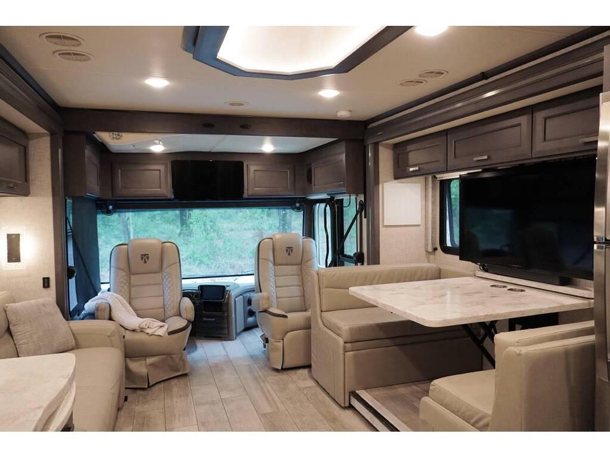 Used 2023 Thor Aria 4000