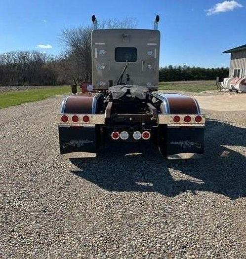 Used 2022 KENWORTH W900L
