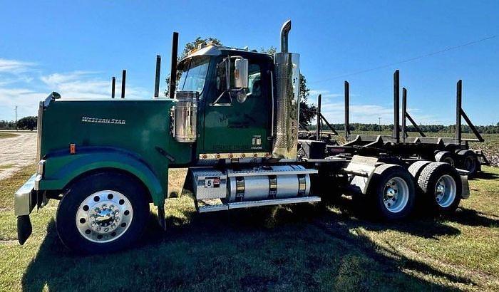 Used 2017 WESTERN STAR 4900EX