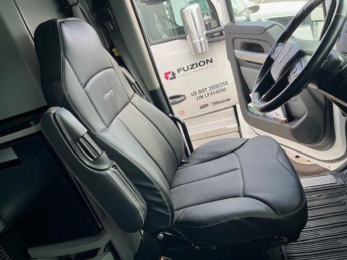 Used 2022 KENWORTH T880