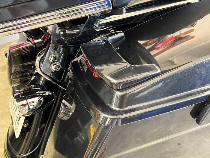 Used 2006 Harley Davidson Street Glide FLHXI