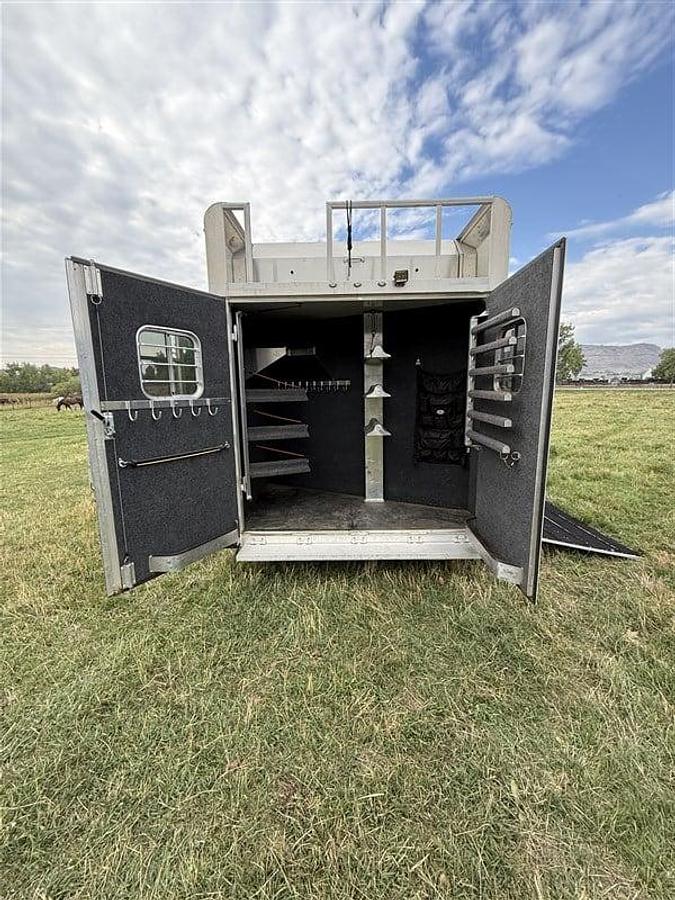 Used 2021 4 Star 5 Horse