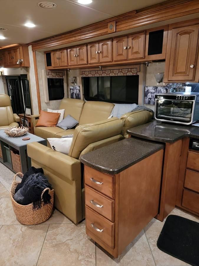Used 2012 Winnebago Journey 40U Class A Motorhome