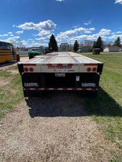 Used 2016 Peterbilt 579 Sleeper Truck