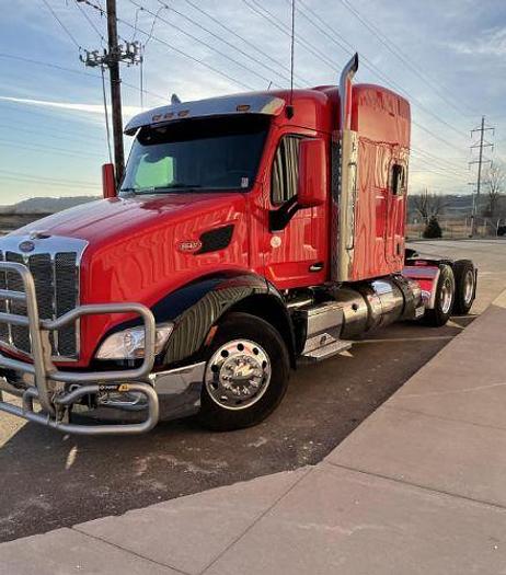 Used 2018 Peterbilt 579