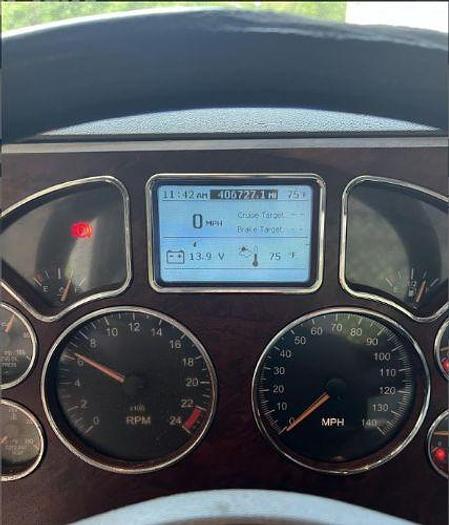 Used 2015 Mack PINNACLE CHU613