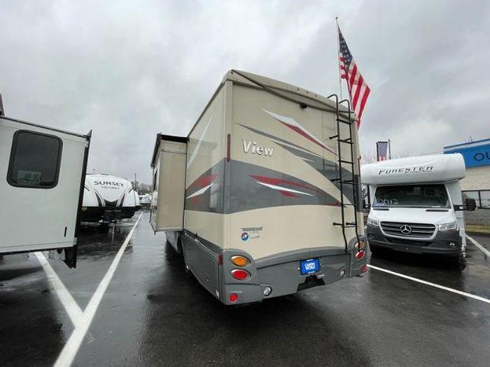 Used 2017 Winnebago View 24J