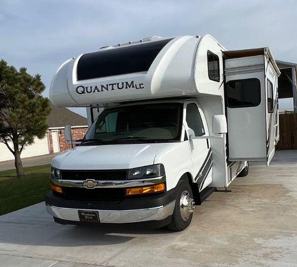 Used 2022 Thor Quantum LC25