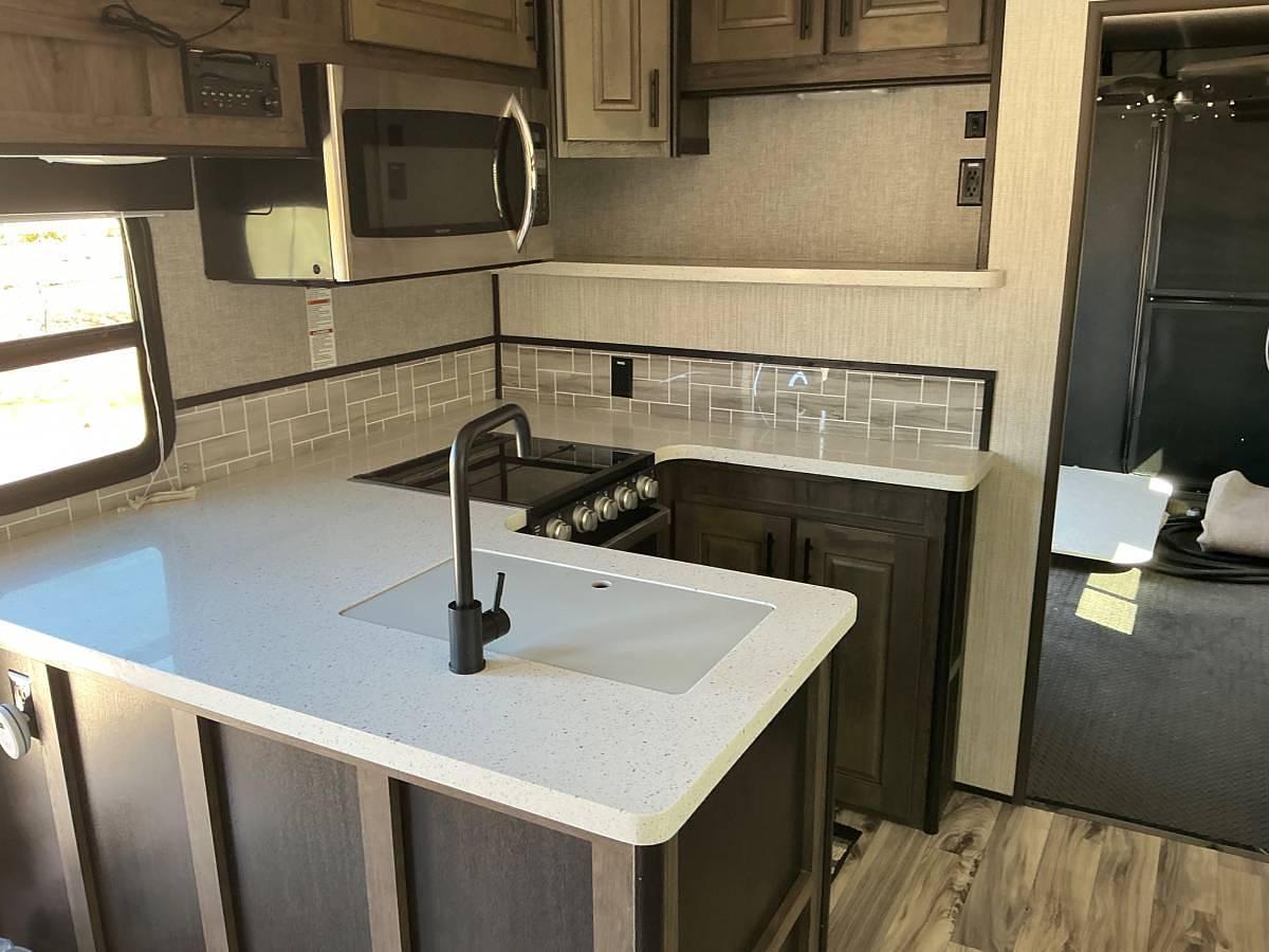 Used 2021 Heartland Torque T322 Toy Hauler