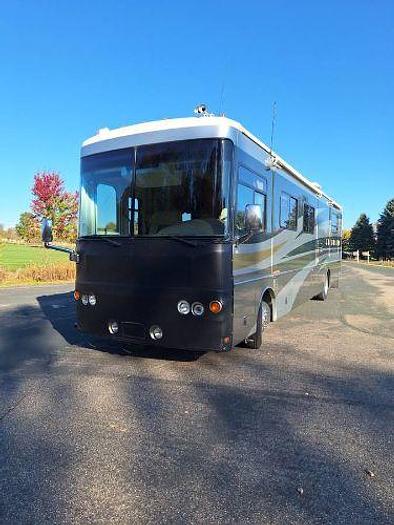 Used 2003 Fleetwood Excursion 39S