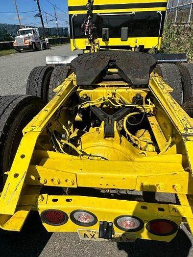 Used 2017 KENWORTH T880