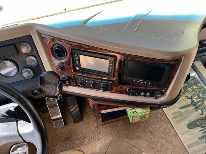 Used 2013 Fleetwood DISCOVERY 36J