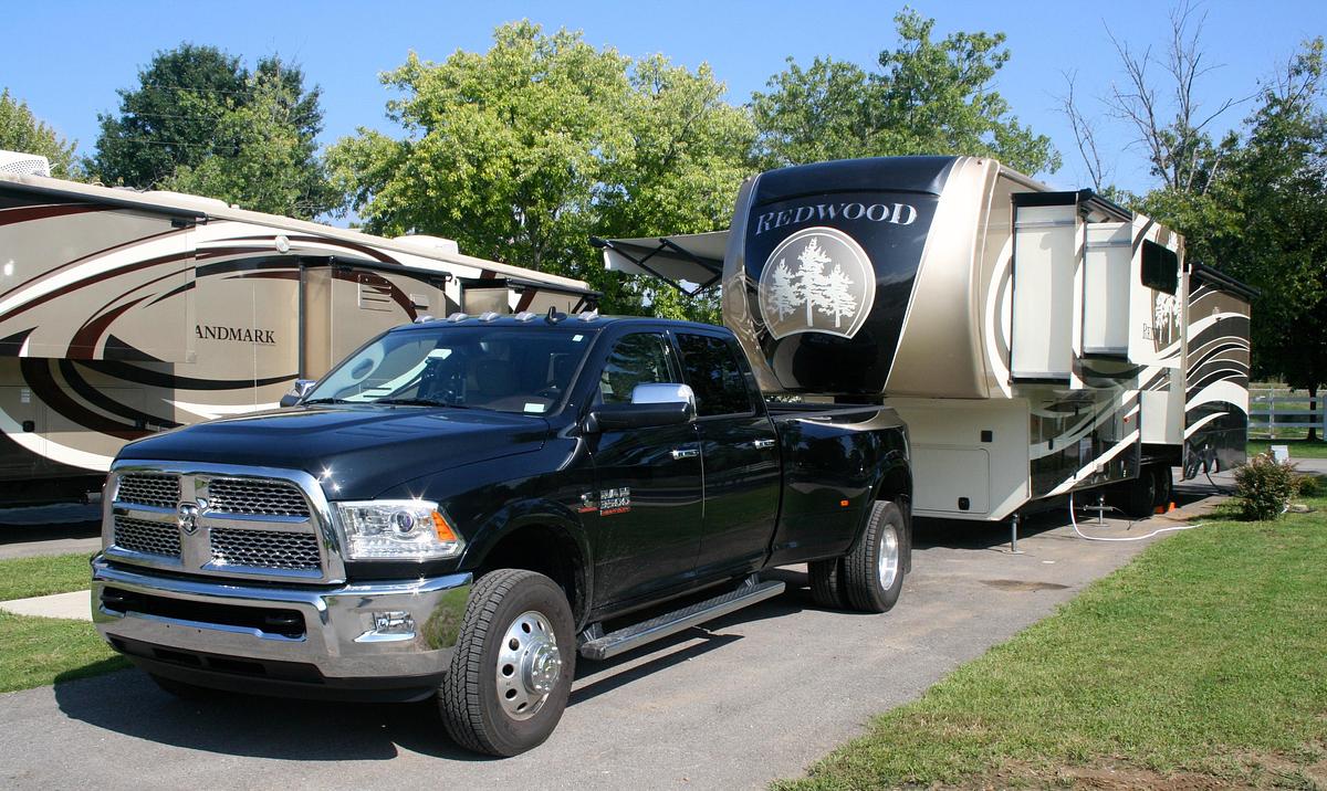 Used 2015 Crossroads Redwood 38RL