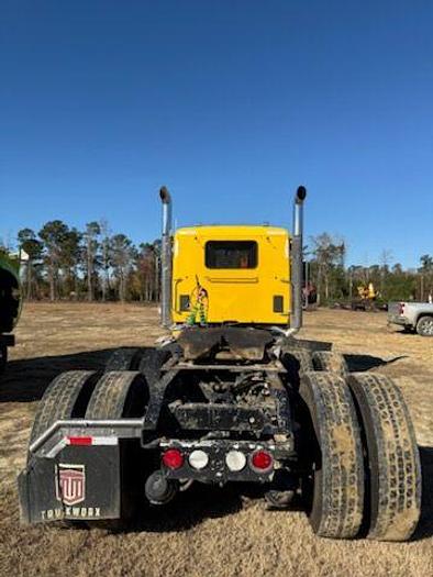 Used 2018 KENWORTH T880