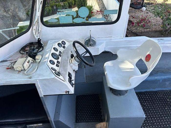 Used 1973 Caravelle Off-Shore Fishing Boat